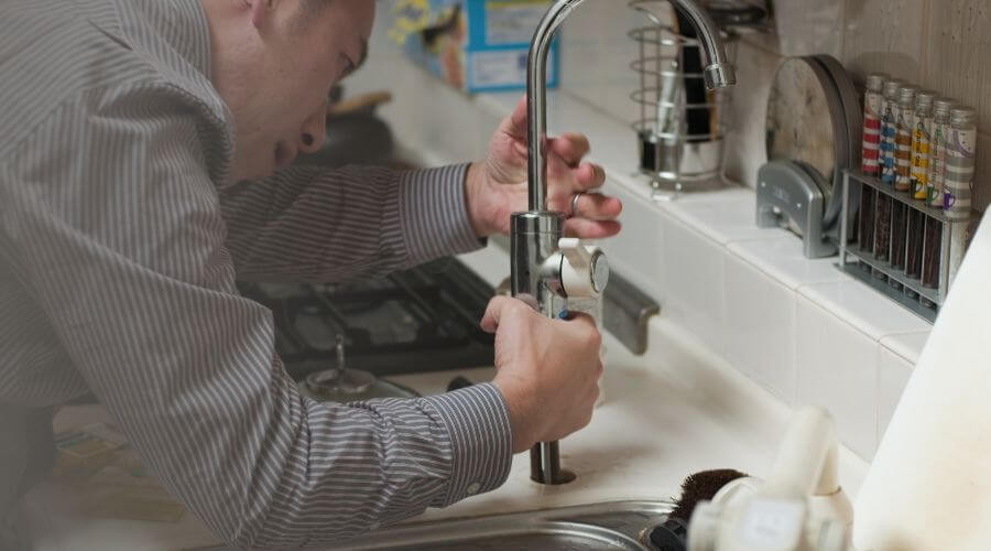 Professional bathroom faucet installation in Leavittsburg, OH